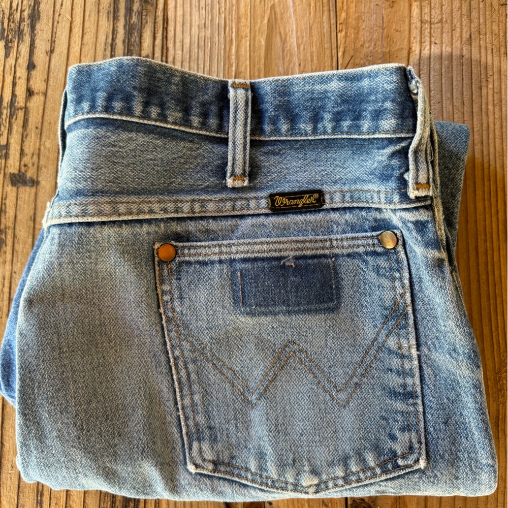 VINTAGE Wrangler Men's Blue Jeans - USA "No Fault" Regular Men’s Slim Fit